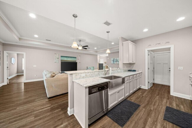 Building Photo - 141 Partridge Ln