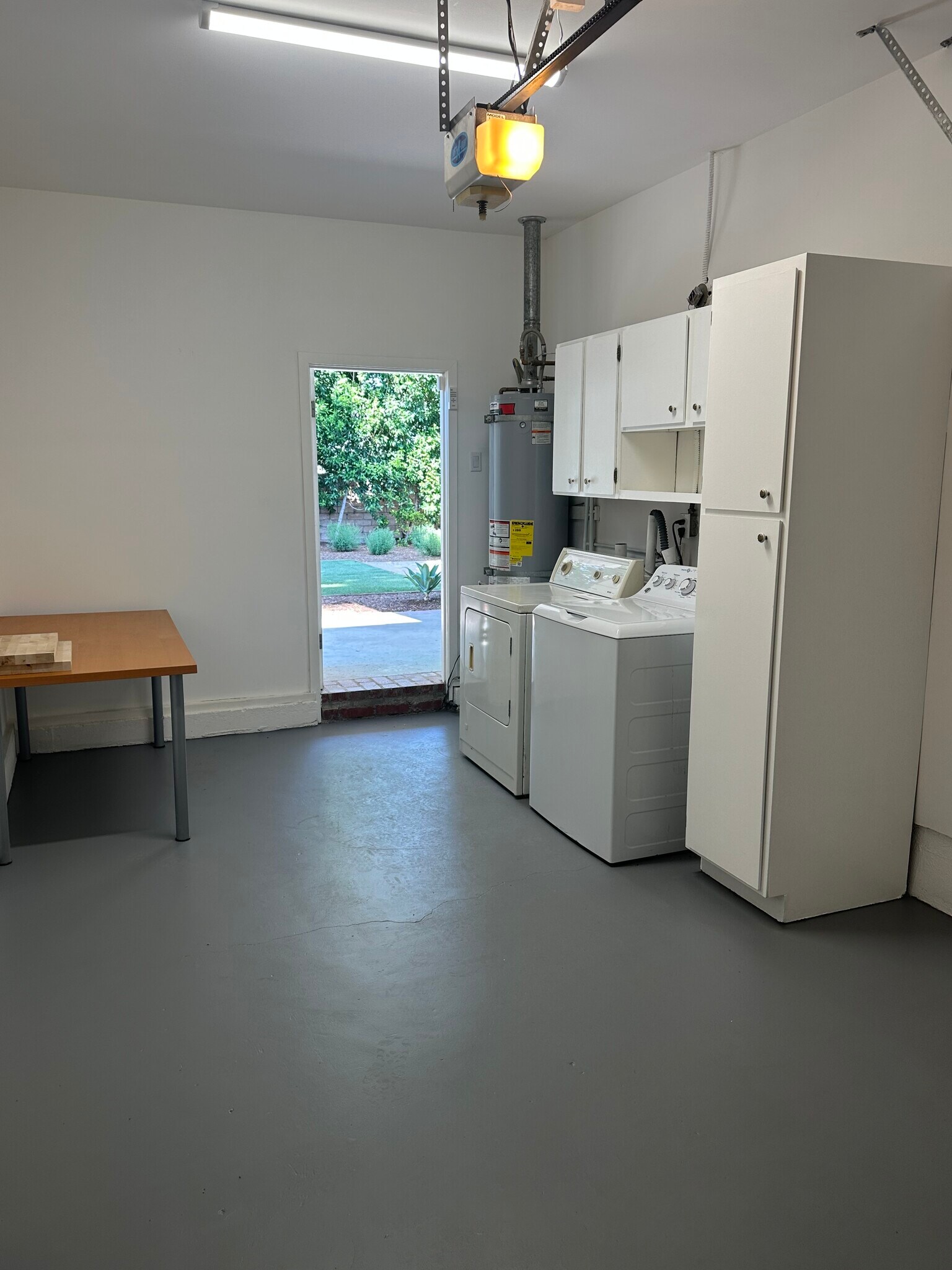 Laundry room - 17935 Tiara St