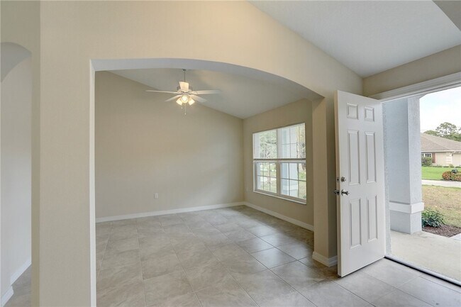 Building Photo - 426 Lanfair Ave