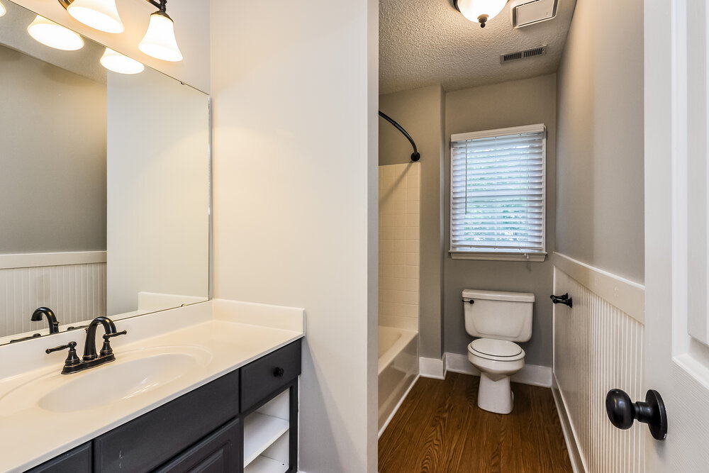 Building Photo - 7705 Hollyheight Ln