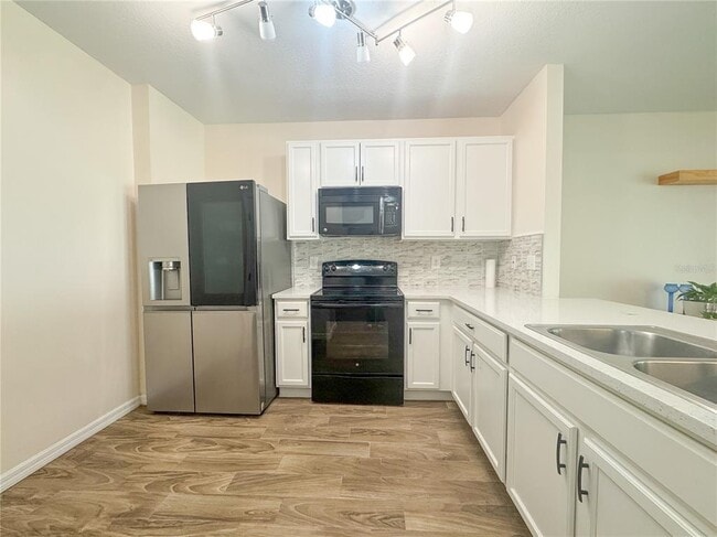 Building Photo - 12823 Buffalo Run Dr