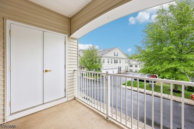 Building Photo - 1507 Meadow Brook Ct