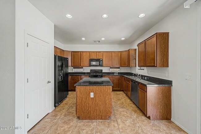 Building Photo - 15102 W Westview Dr