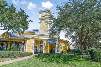 Building Photo - Park Central