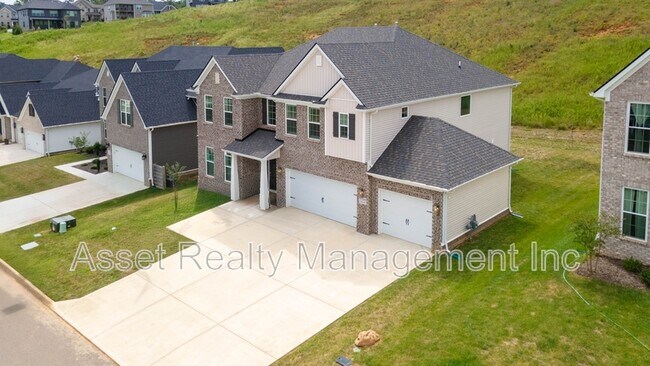 Building Photo - 1730 Silver Chapel Dr