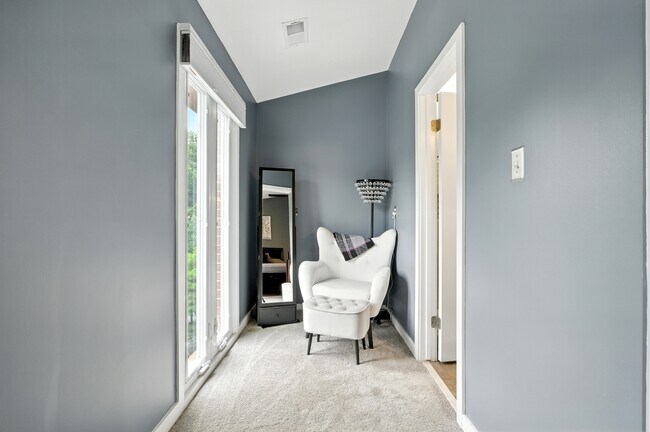 Building Photo - 10903 Whiterim Dr