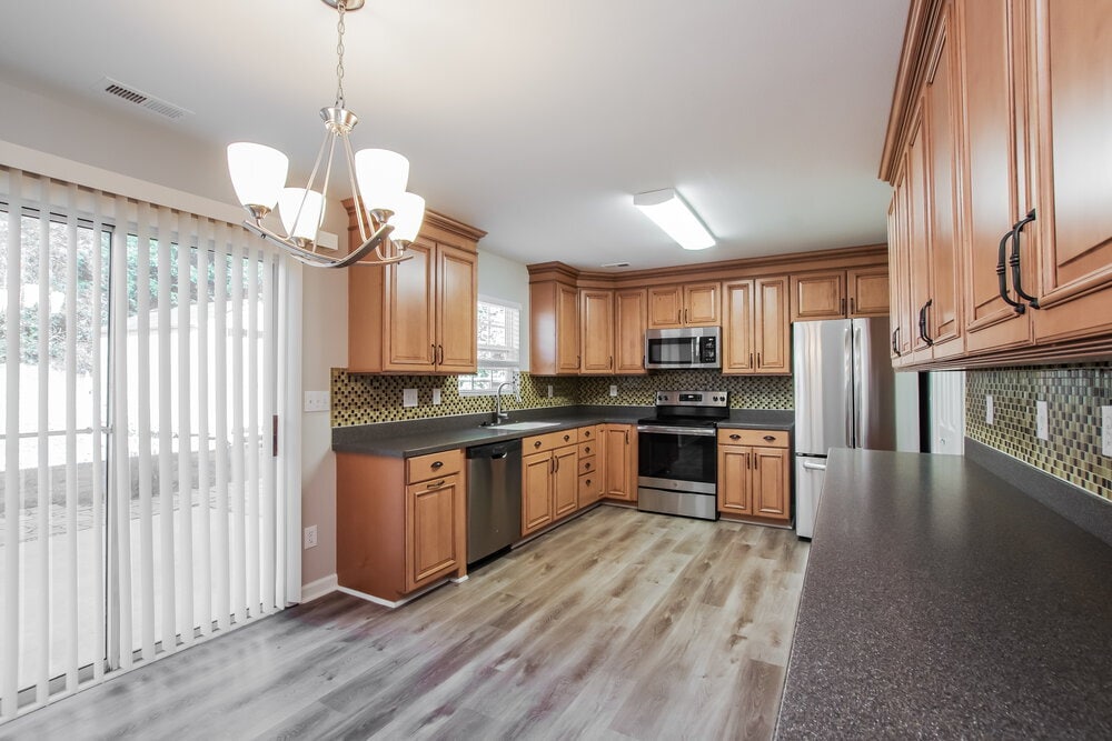 Building Photo - 15823 Circlegreen Dr