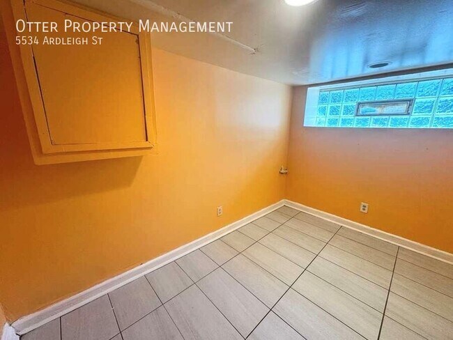 Building Photo - 5534 Ardleigh St