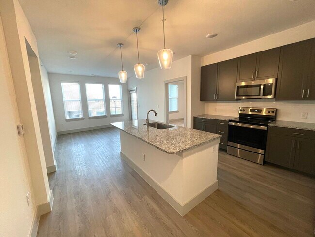 Primary Photo - 4320 S Legacy Dr