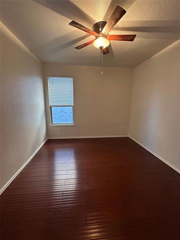 Building Photo - 5837 Fantail Dr