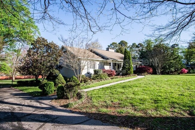 Building Photo - 7205 Canmore Ln NW