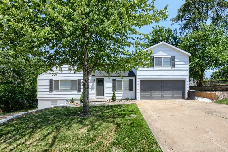 Building Photo - 7105 N Walnut St