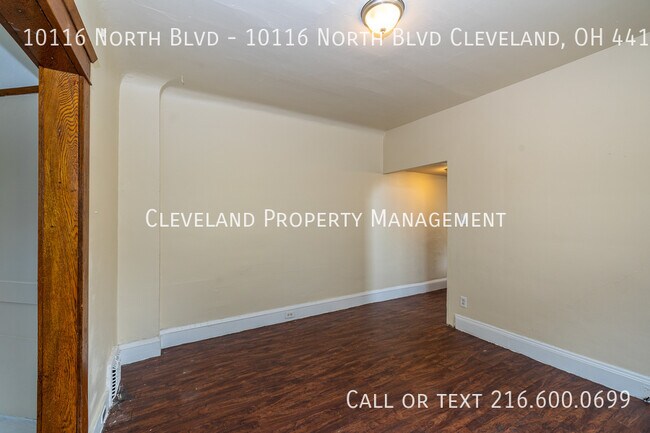 Building Photo - Side-by-side Cleveland Duplex