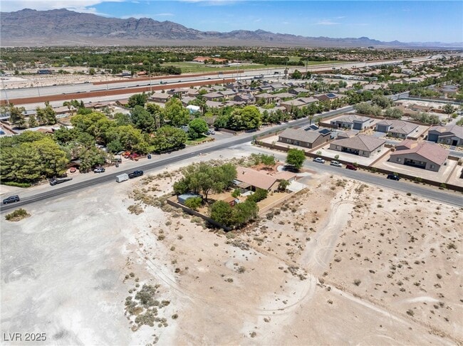 Building Photo - 6171 Starlight Dr