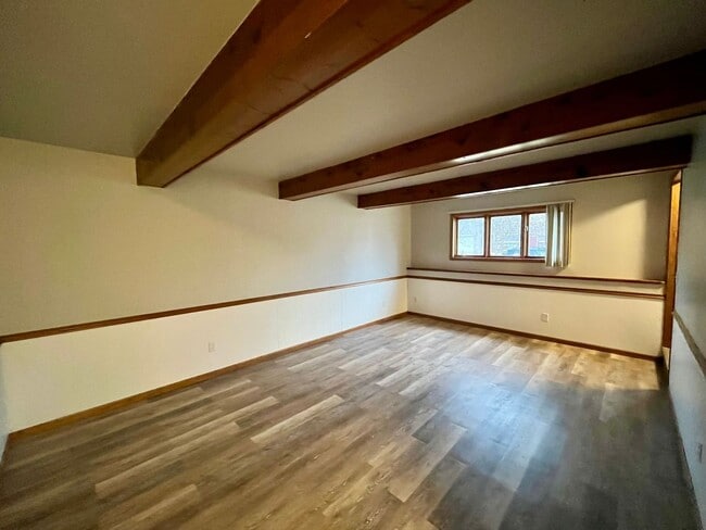 Building Photo - 1724-1726 Lenard St