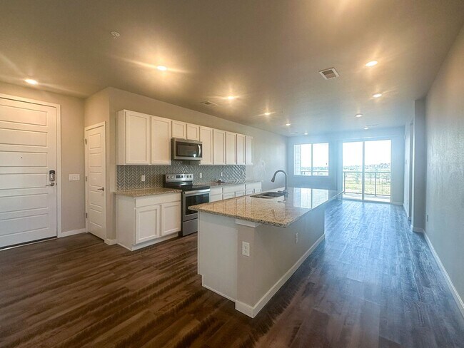Building Photo - TRAILS AT WESTCREEK - 3bd 2ba condo with 1-car garage!