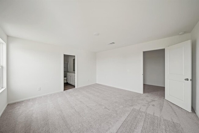Building Photo - 8627 Vacek Xing Wy