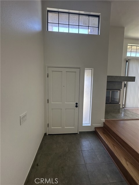Building Photo - 16 Goldstar Pl