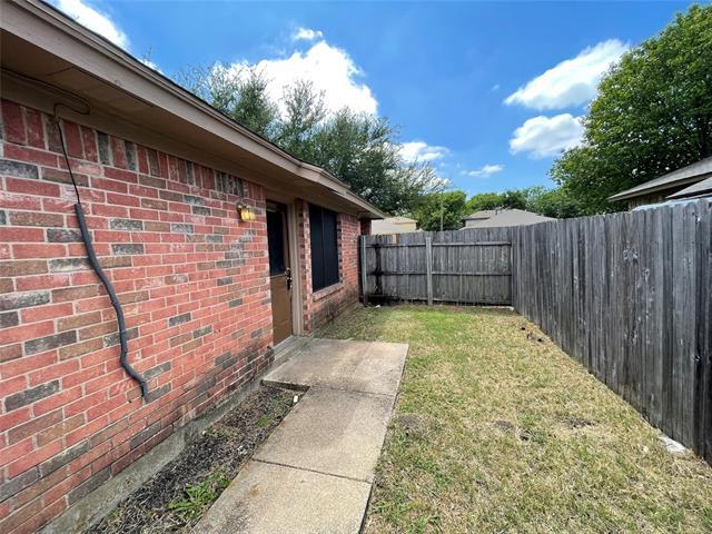 Building Photo - 1754 Carrington Dr