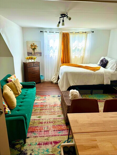 Building Photo - 4903 Ashford Dr