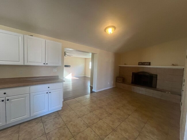 Building Photo - Updated 3 bedroom single-family home