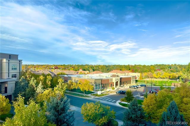 Building Photo - 5677 S Park Pl