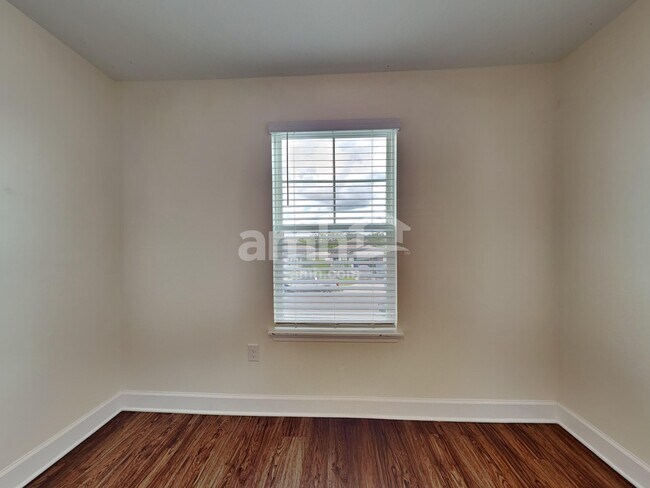 Building Photo - 4634 Reisswood Loop