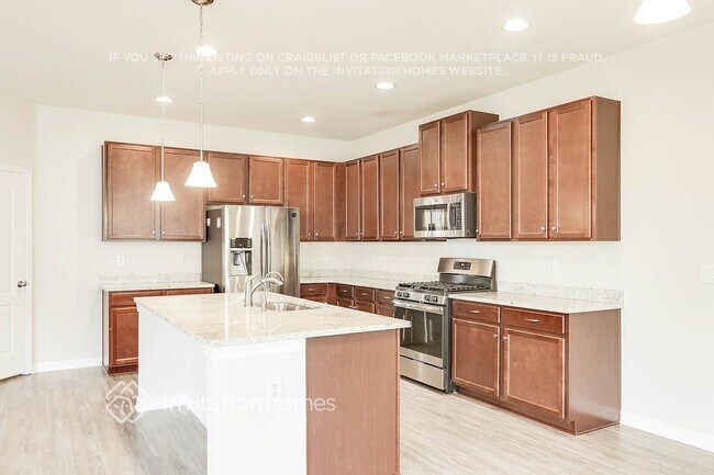 Building Photo - 12233 Blue Pacific Dr