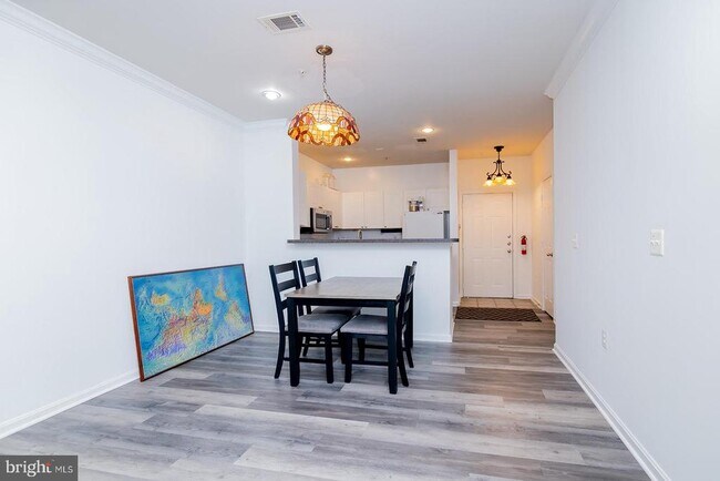 Building Photo - 11373 Aristotle Dr