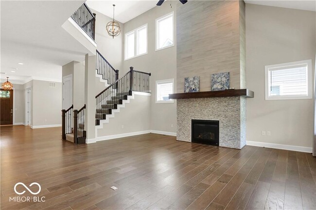 Building Photo - 12167 Silvara Ct