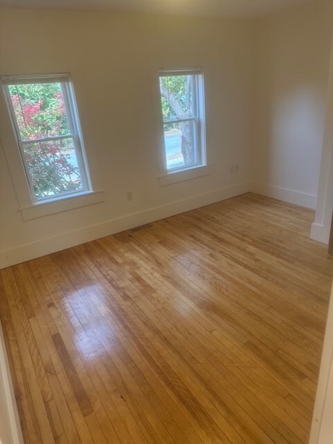 Bedroom 1 - 85 Carroll St