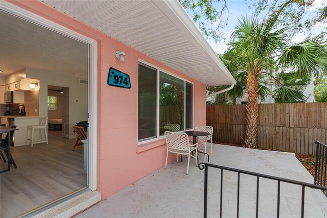 Building Photo - 974 Tennessee Ln
