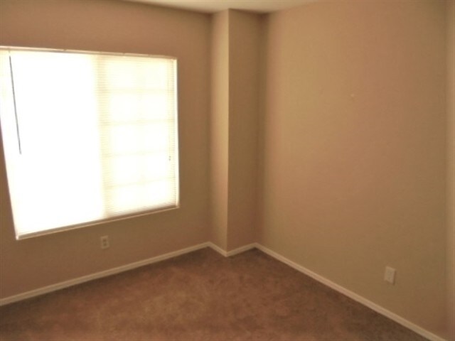 Building Photo - 14908 N 125th Ln