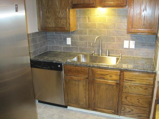 Building Photo - 4317 Hartford St