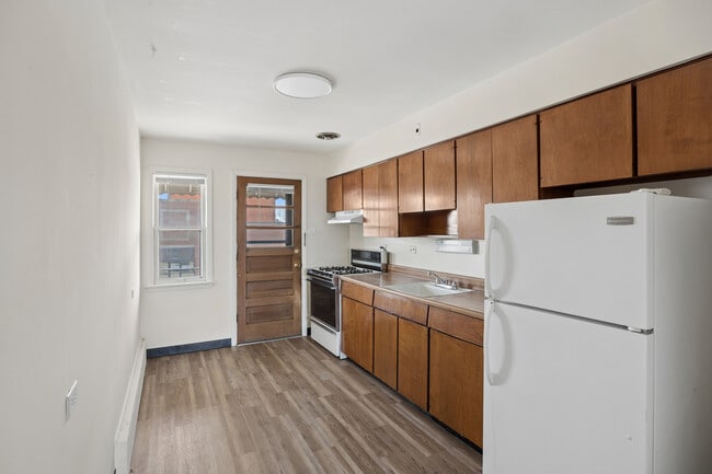 Building Photo - 1211 Homestead Rd