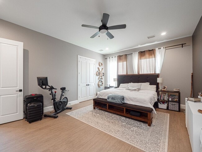 Building Photo - open concept 4bd - rent to own