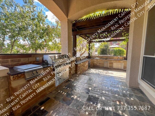 Building Photo - 121 Whitley Dr