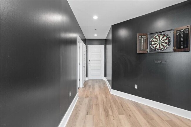 Building Photo - 1080 Peachtree St NE