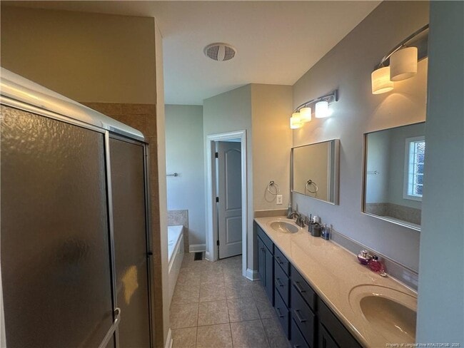 Building Photo - 4408 Mid Iron Ct