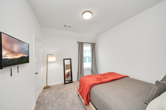 Building Photo - 4135 KINSEY ST