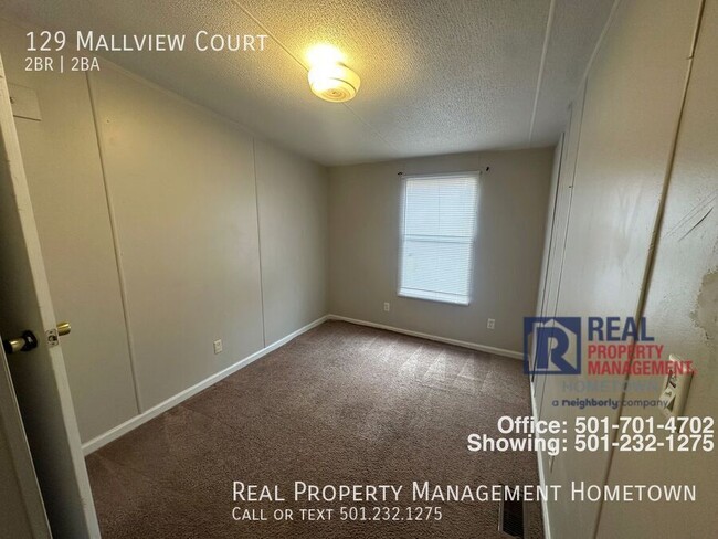 Building Photo - 129 Mallview Ct