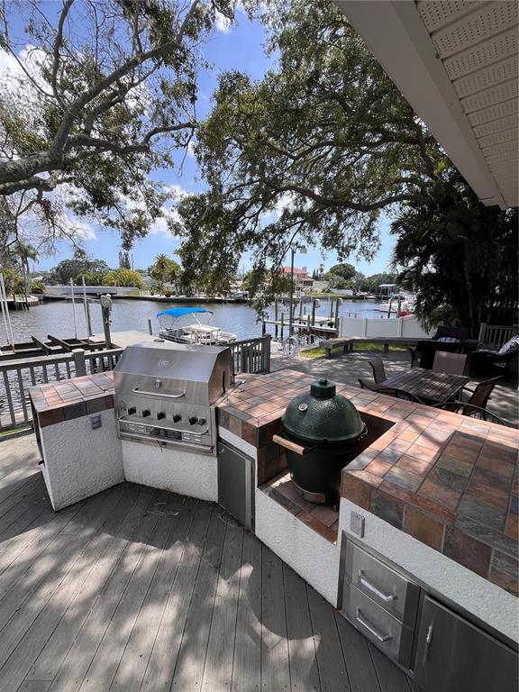 Building Photo - 378 Westwinds Dr