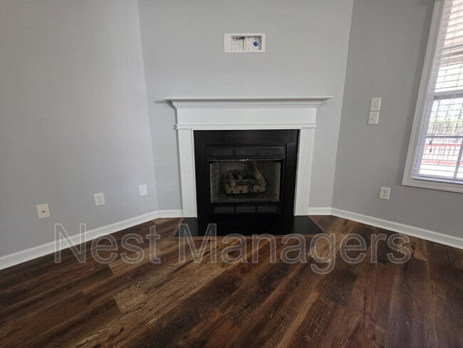 Building Photo - 366 Carolina Oaks Cir