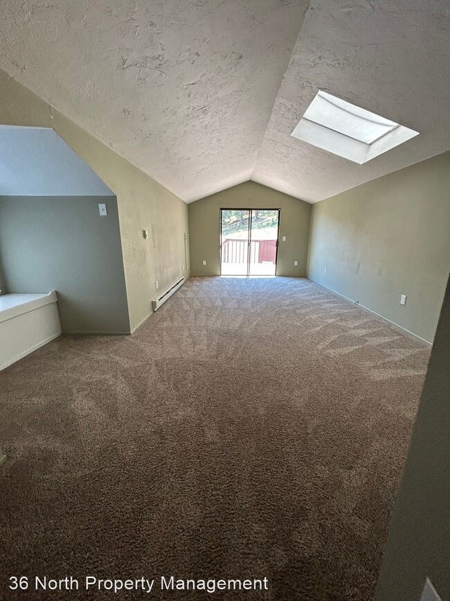 Building Photo - 4 br, 2 bath House - 25965 Colt Lane