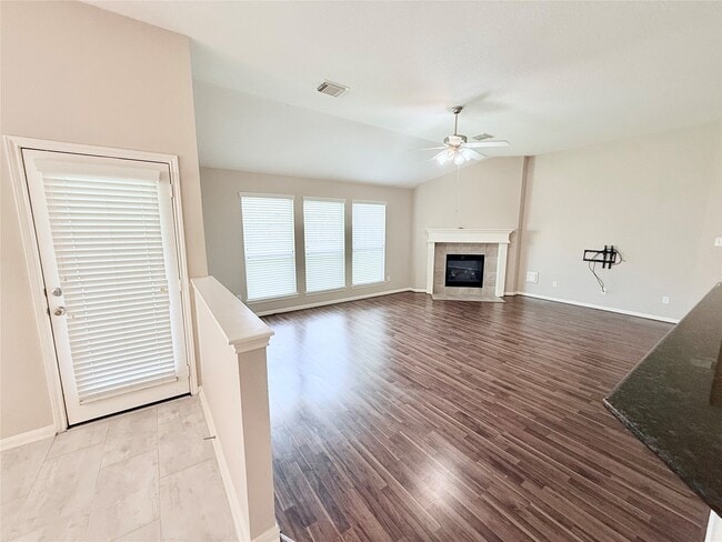 Building Photo - 4010 Tigris Ridge Dr