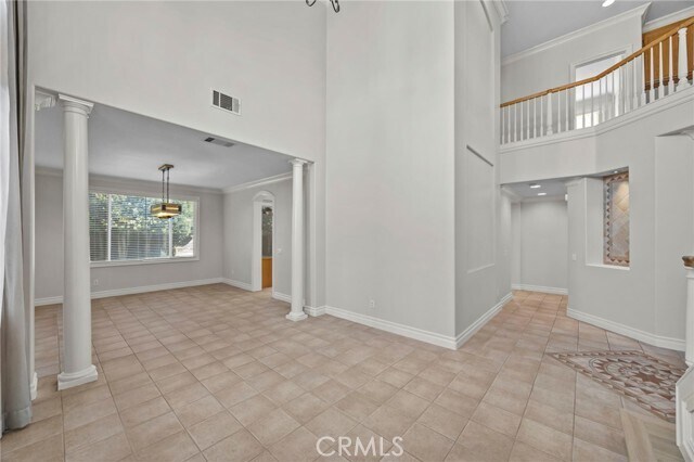 Building Photo - 5050 Stone Ridge Dr