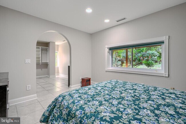 Building Photo - 2101 Tufton Ave