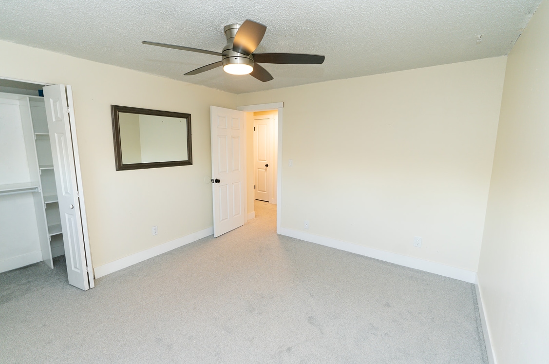 Building Photo - 7061 Utica St