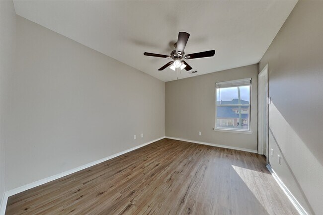 Building Photo - 3618 Avalon Spring Ln