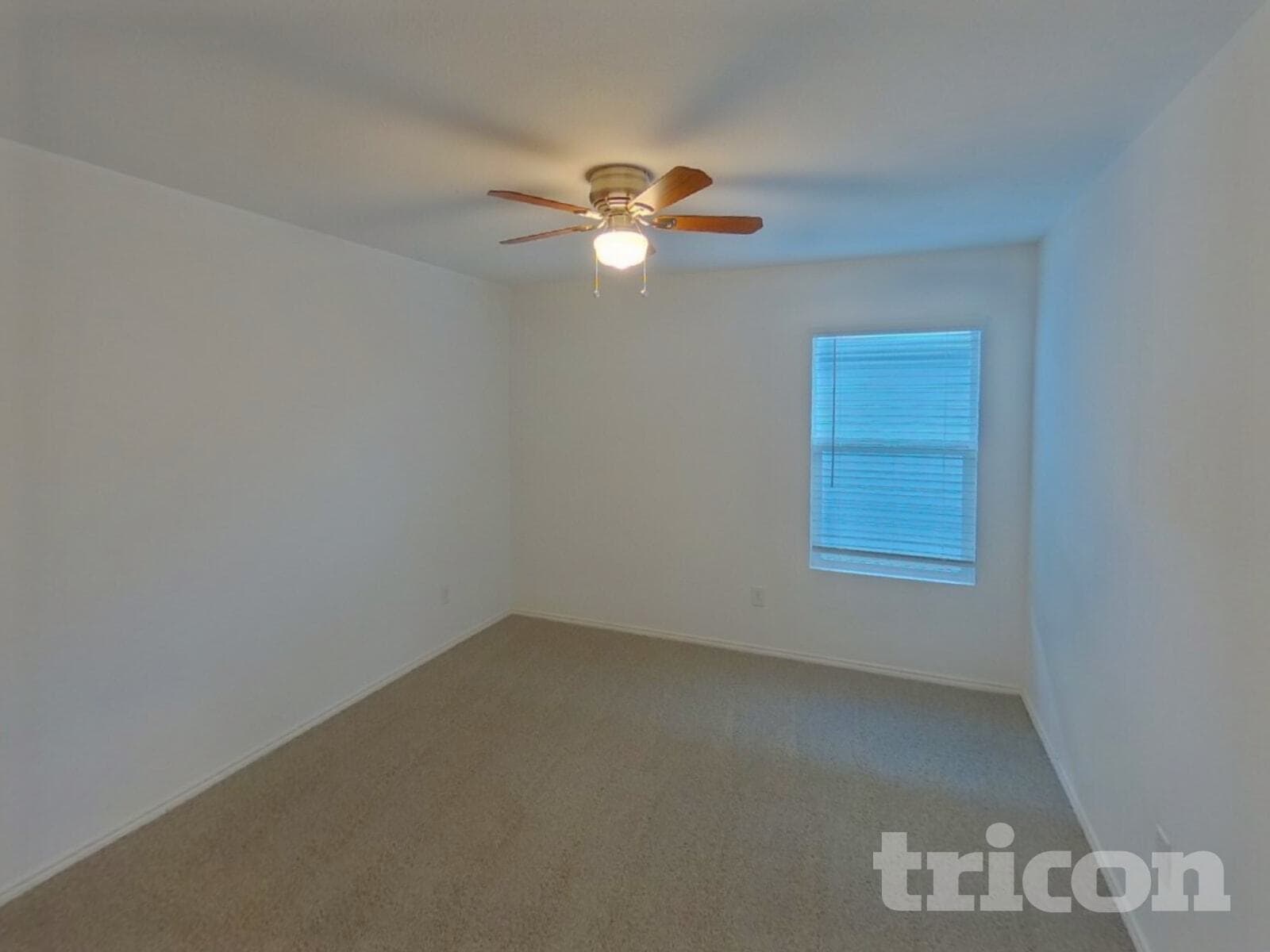 Building Photo - 617 Dashwood Dr